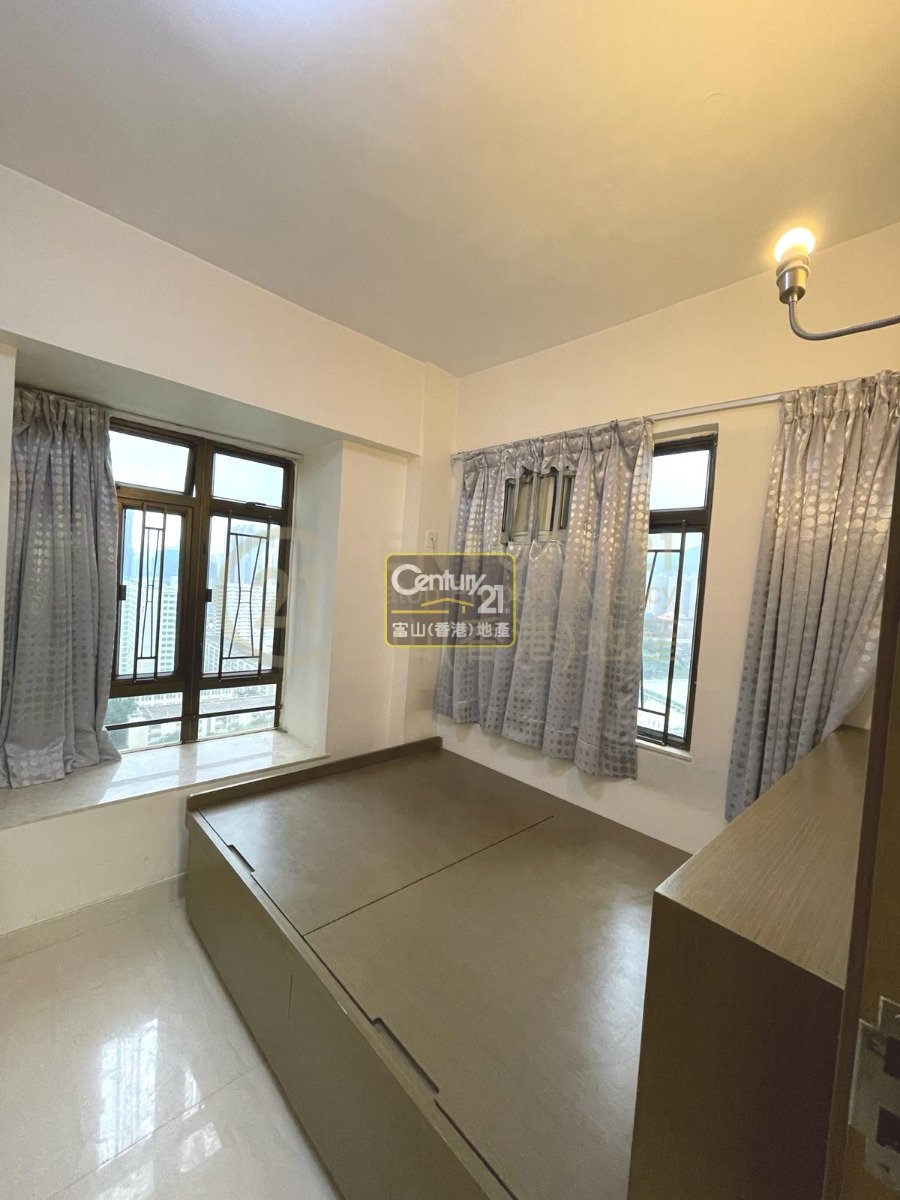 BAY VIEW GDN BLK 02