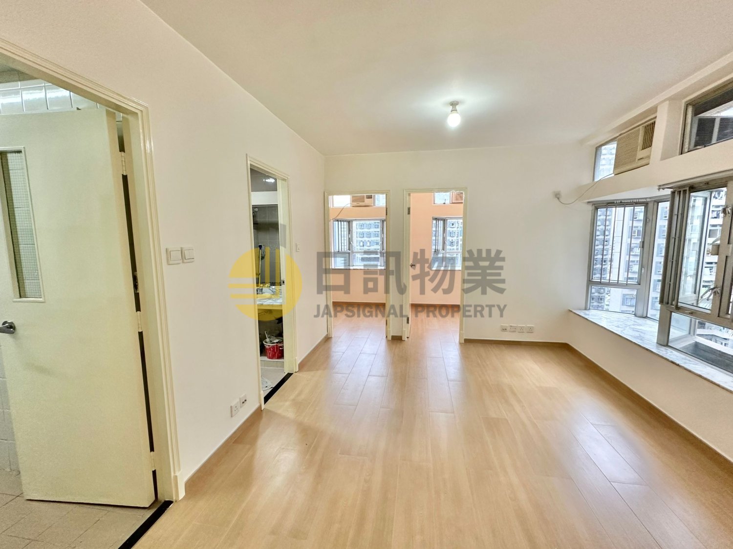 RIVIERA GDN BLK 02 HOI CHU MAN