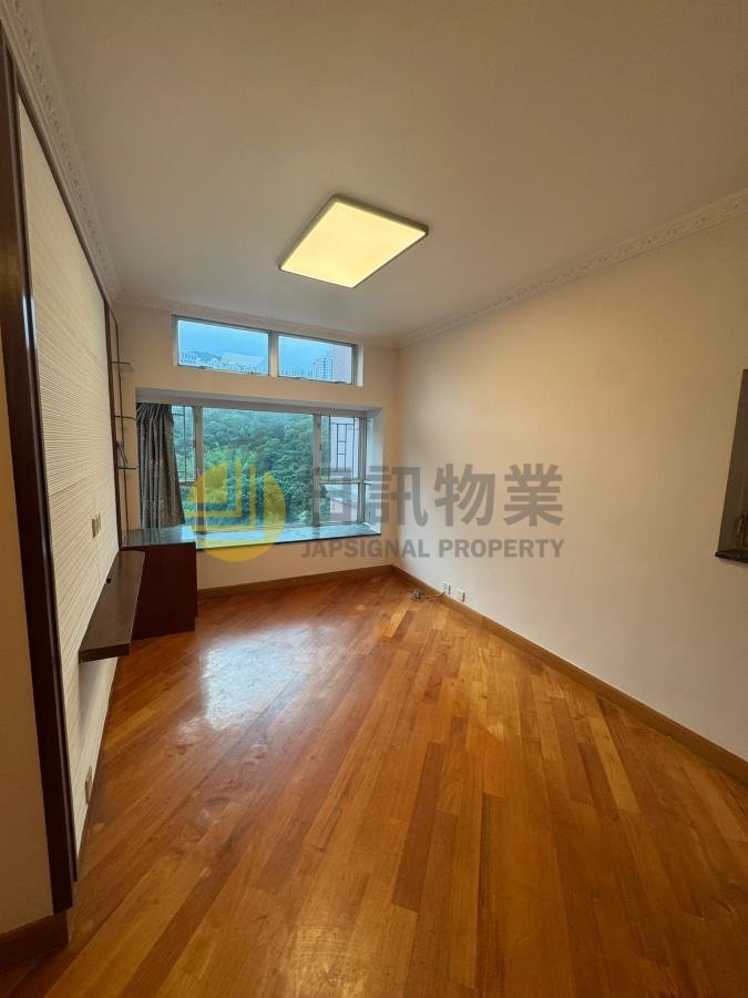 DISCOVERY PARK BLK 01