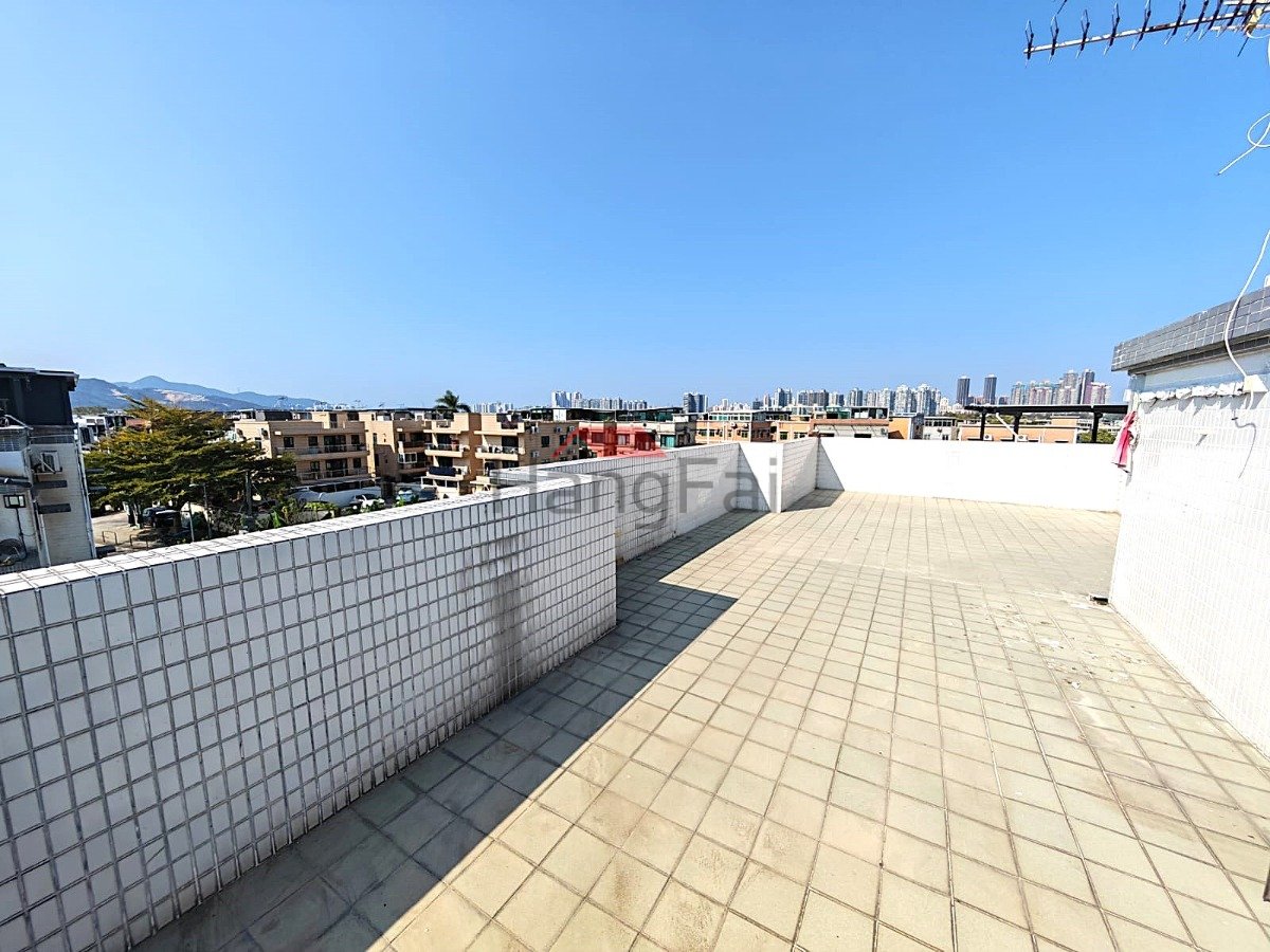 南坑村村屋3樓連天台