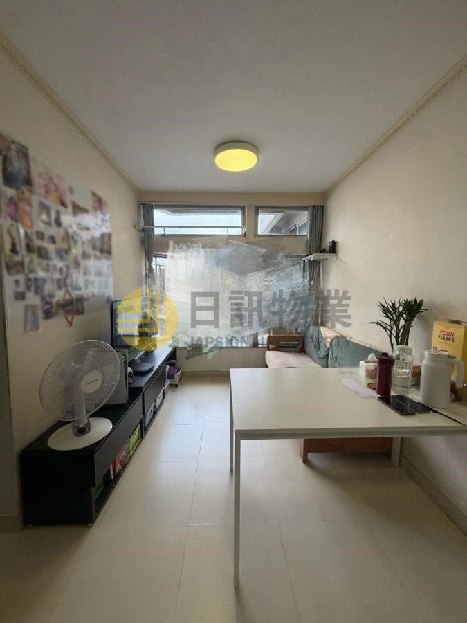 RIVIERA GDN BLK 03 HOI SAN MAN