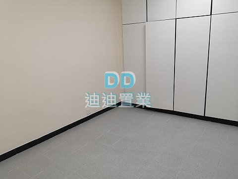 魷魚灣村 位置方便 
