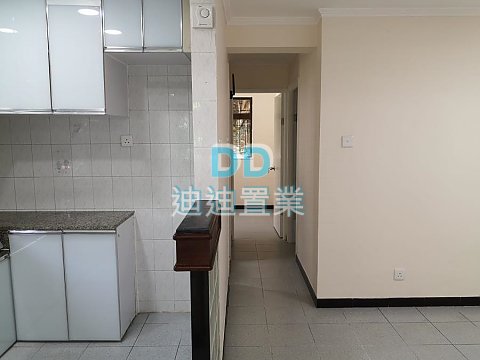 魷魚灣村 位置方便 