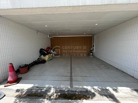 青麗灣別墅 前後花園  獨立車庫