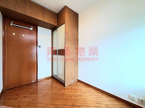 東堤灣畔 第08座 大三房有匙睇樓
