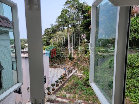 孟公屋坑美頂