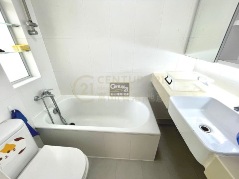 龍蟠苑 E座 龍璋閣