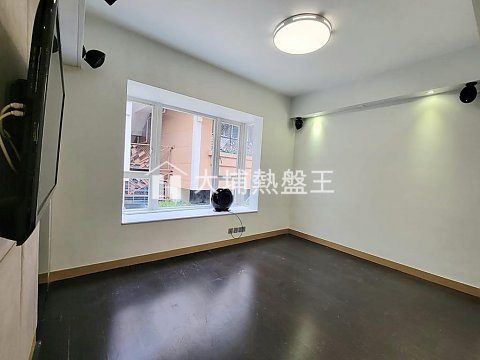 比華利山別墅  
