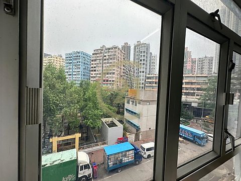 德讚中心 德讚中心