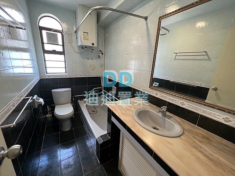 清水灣村屋 出入方便