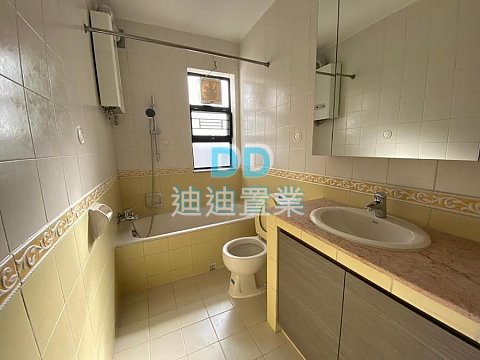 西沙路村屆屋 面向海景