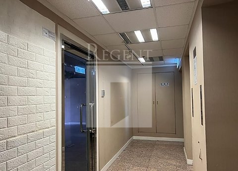CHUNG WAI COM BLDG (中威商業大廈) 