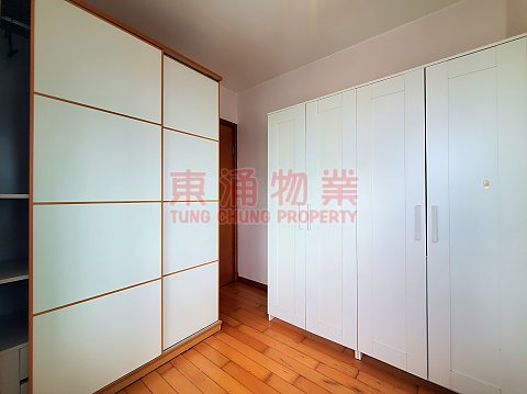 海堤灣畔 第03座 有傢私 靚海景 大二房抵租