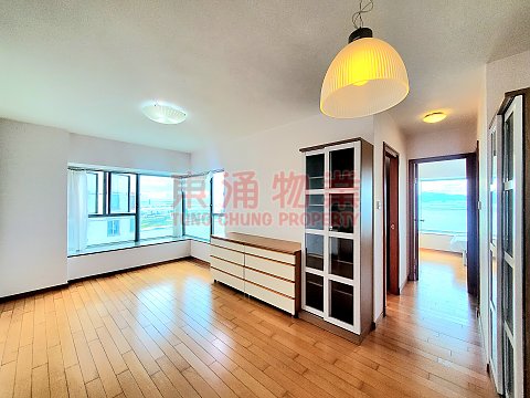 海堤灣畔 第03座 有傢私 靚海景 大二房抵租