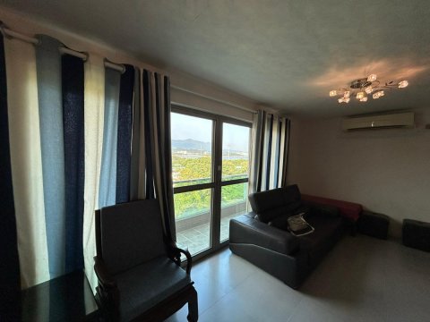 黃宜凹村  95080030