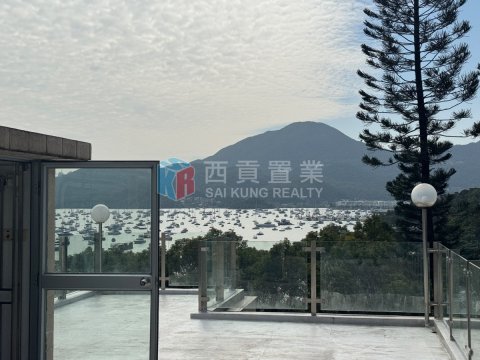 輋徑篤
