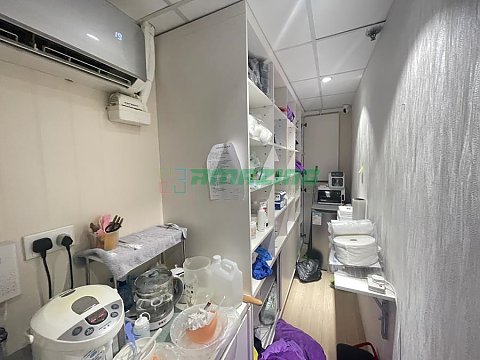 加威中心