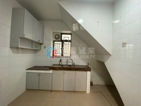 窩尾
