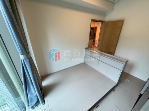 逸瓏園