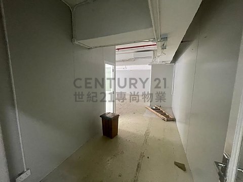 油塘工業大廈 第03座 油塘工業大廈 第03座