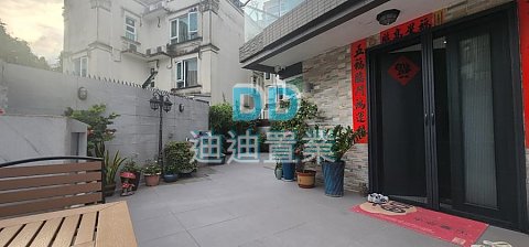 蠔涌新村 圍邊花園 車泊門口