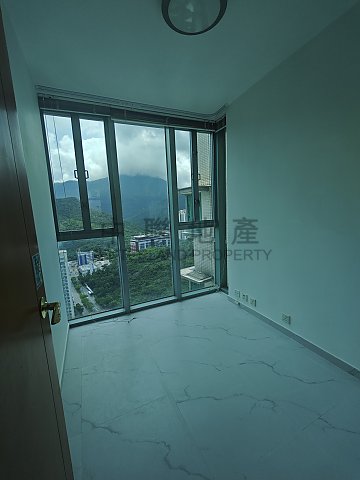 TUNG CHUNG CRESCENT BLK 08