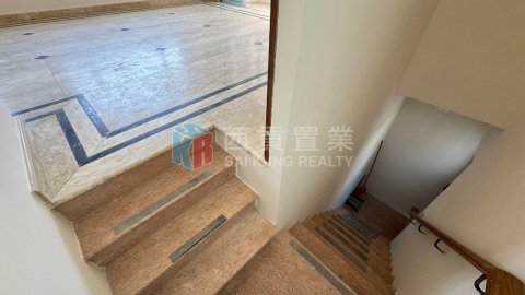 西徑村
