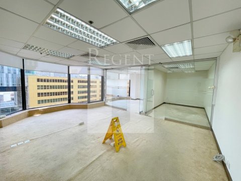 SOUTH SEAS CTR BLK 02 (南洋中心 第02座) 