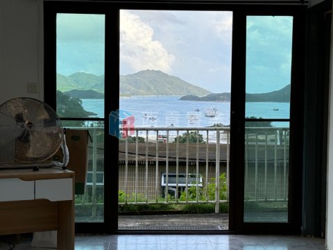 黃竹灣村