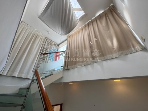 輋徑篤