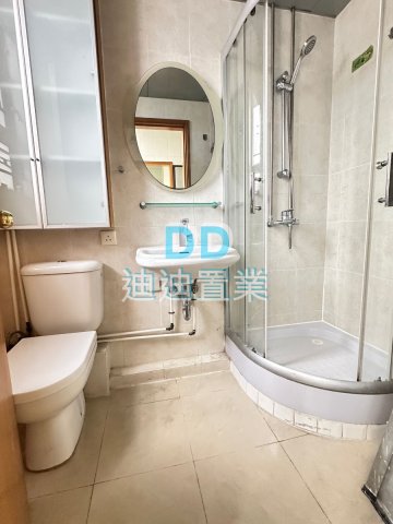 西貢市中心 萬宜街  生活配套齊全