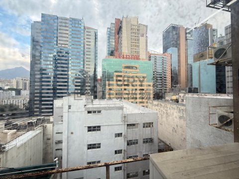 泛亞中心