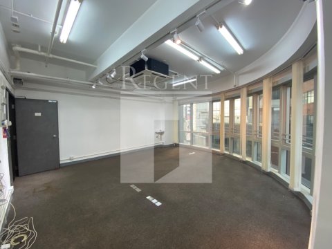 135 BONHAM STRAND TRADE CTR (文咸东街135商业中心) 135 BONHAM STRAND TRADE CTR (文咸东街135商业中心)