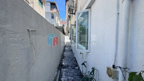 菠蘿輋