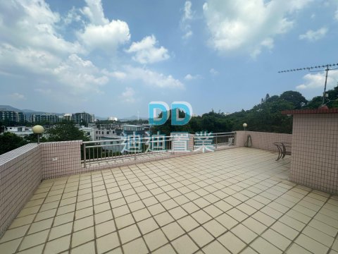 西貢村屋 鄰近市中心 步行5分鐘可到