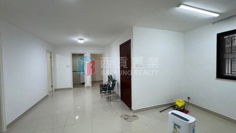 蠔涌村