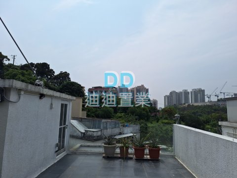 馬游塘村位置方便 出入觀塘方便快捷