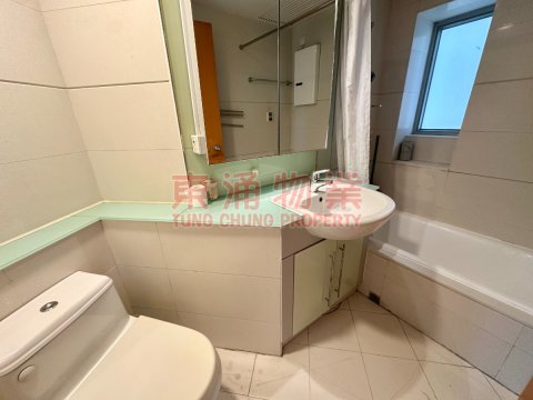 藍天海岸 第01期 第05座 半開放式廚房