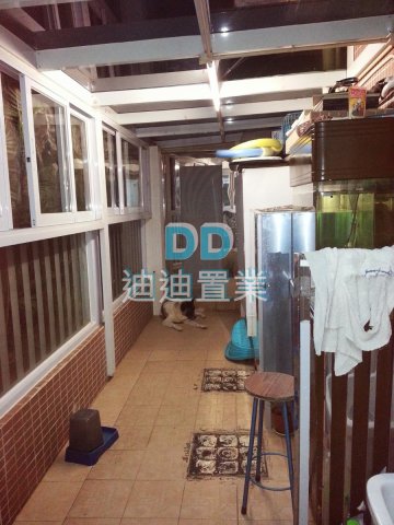 西沙路村屋 地下花園