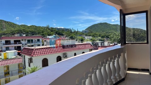 井欄樹村