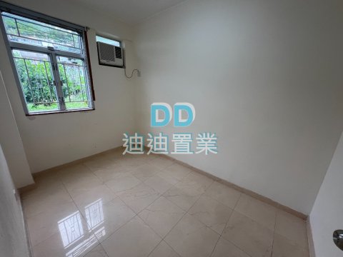窩美村 位置方便 免塞車地段