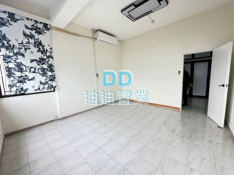 西貢市中心 萬宜街  生活配套齊全