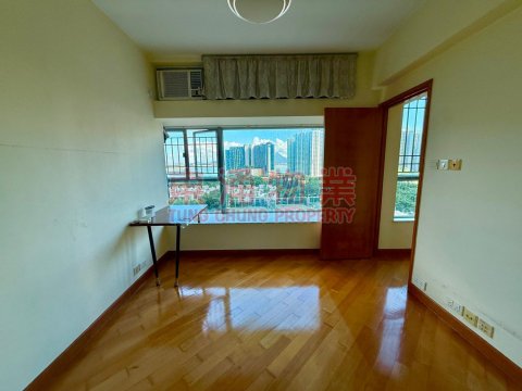 藍天海岸 第01期 第02座  低層開揚