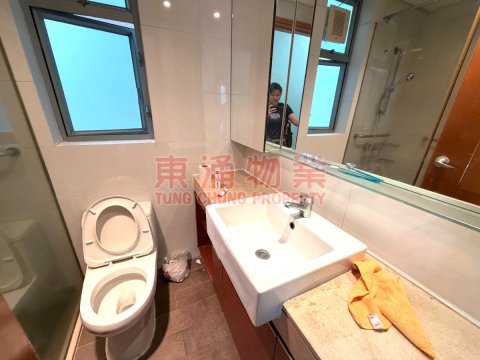 蓝天海岸 第03期 A座 影岸红