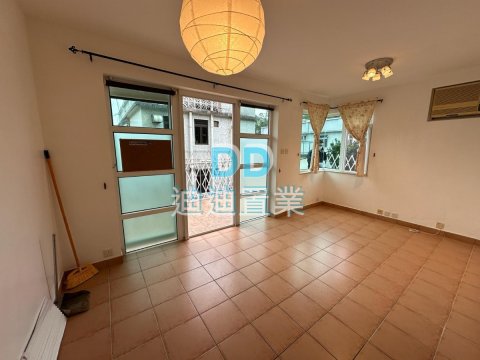 窩美村 出入交通方便