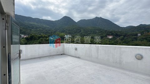 南山村
