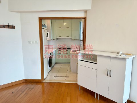 藍天海岸 第01期 第05座 半開放式廚房