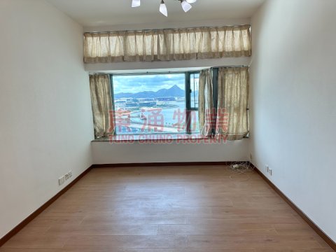 TUNG CHUNG CRESCENT BLK 09