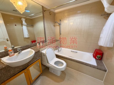 映灣園 第01期 第05座 東南三房高層