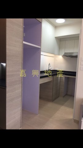 河畔花園 A座